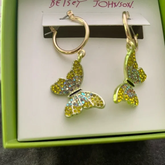 NWT Betsey Johnson All A Flutter Huggie Yellow Crystal Butterfly Earrings - Picture 4 of 6